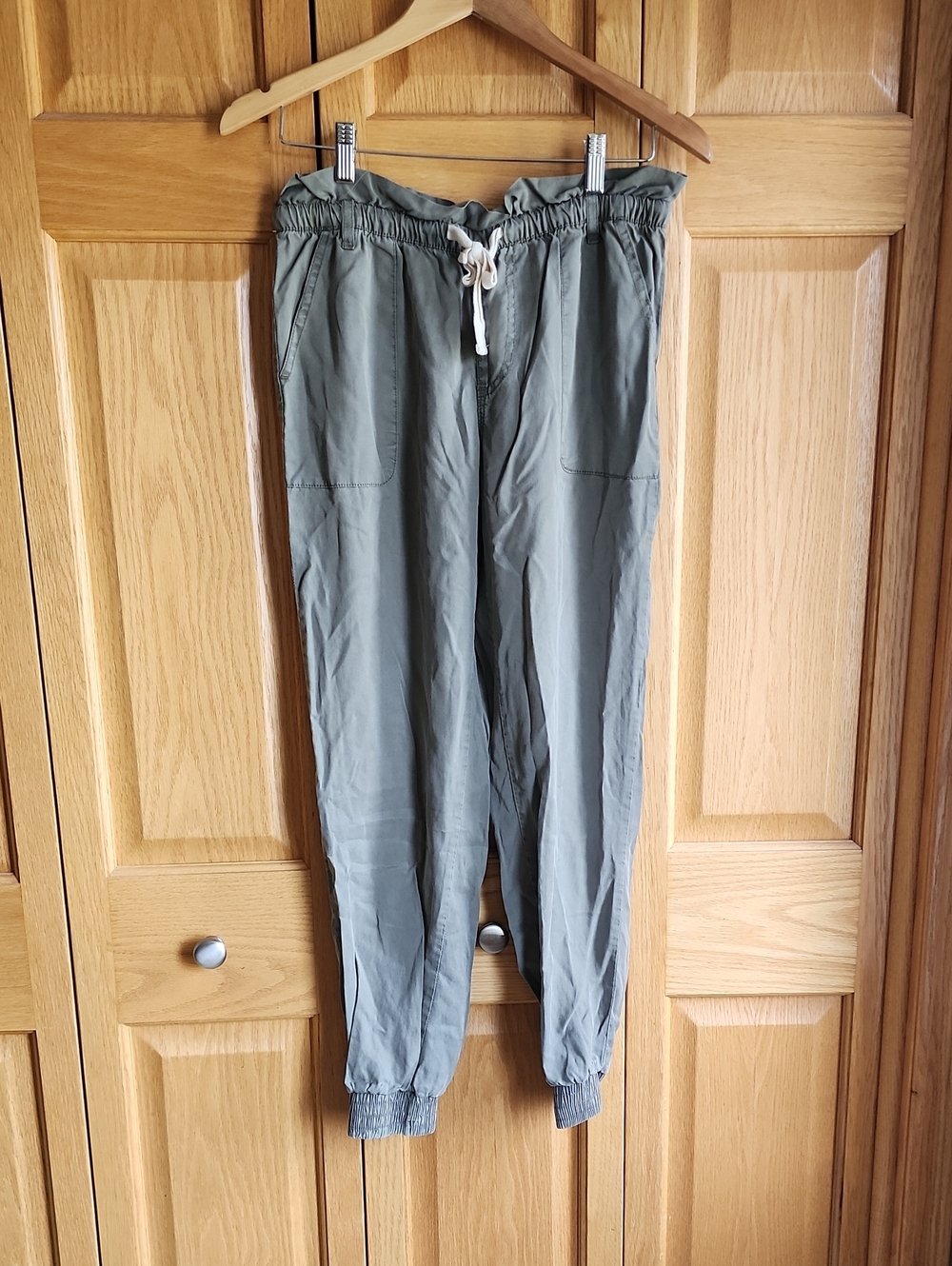 Harlow Size S Jogger Pants in Olive Green